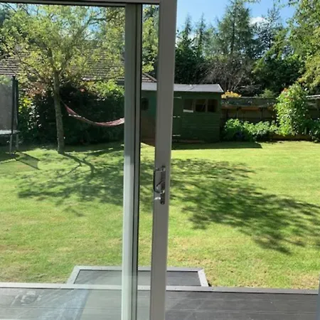 Independent Garden Studio - Sleeps Max 3. Derby Exterior photo